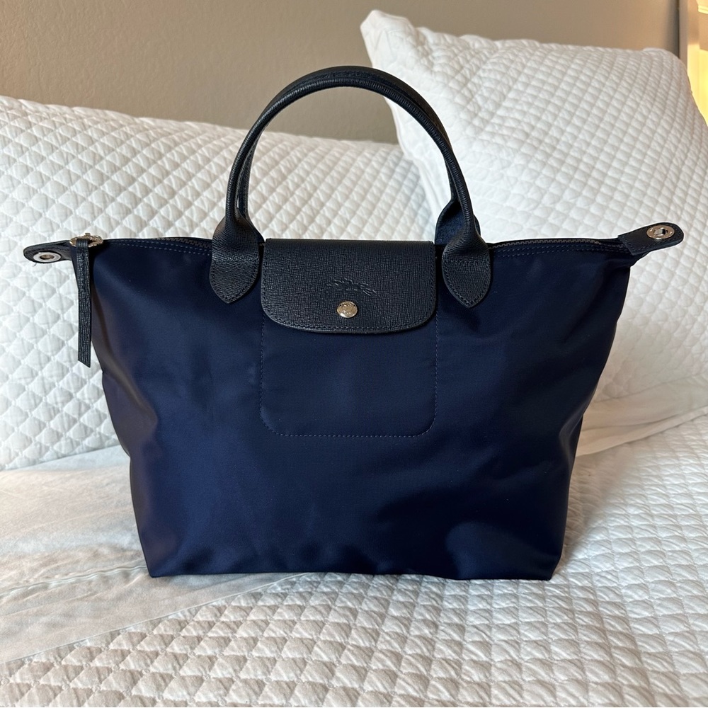 Le Pliage Neo Medium Top Handle in Navy